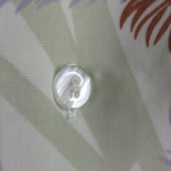 DC Classics Las Vegas Aloha Hawaiian Shirt Mens L - Picture 4 of 12